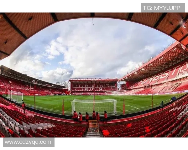 中超经典对决曼联绝杀利物浦全场沸腾瞬间回顾与分析