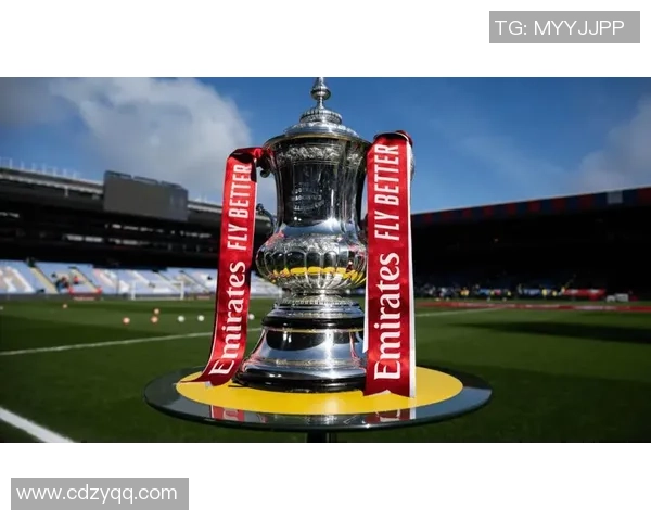 足总杯惊天对决曼城与利物浦战成平局引发历史冷门回顾