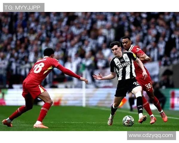 欧冠大战：马竞狂胜巴萨四球神奇扑救震撼全场回顾十大精彩进球