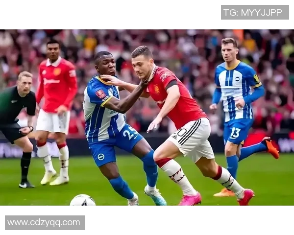 英超焦点战那不勒斯逆转曼联引发争议判罚全场沸腾